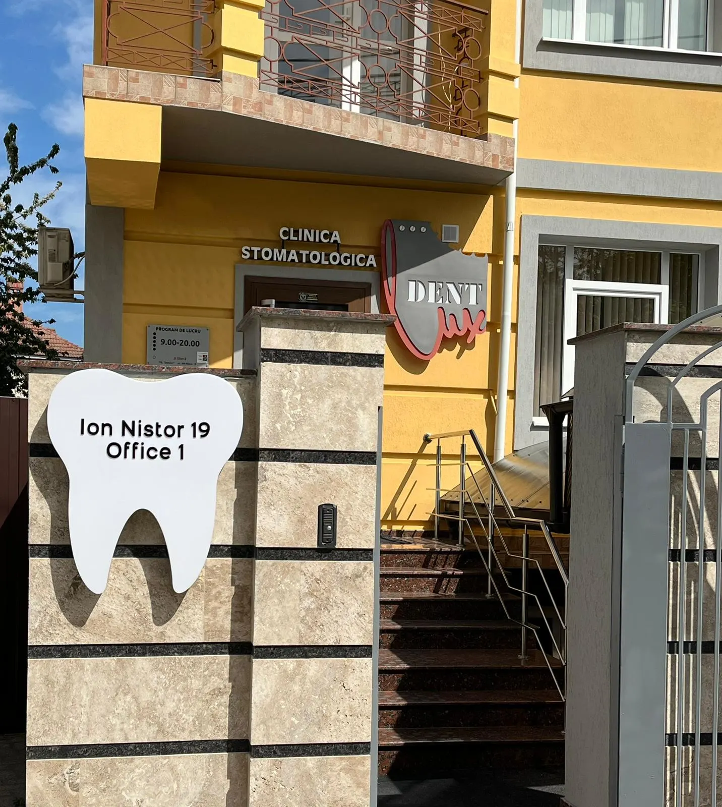 Imagine din galeria Dentlux 3